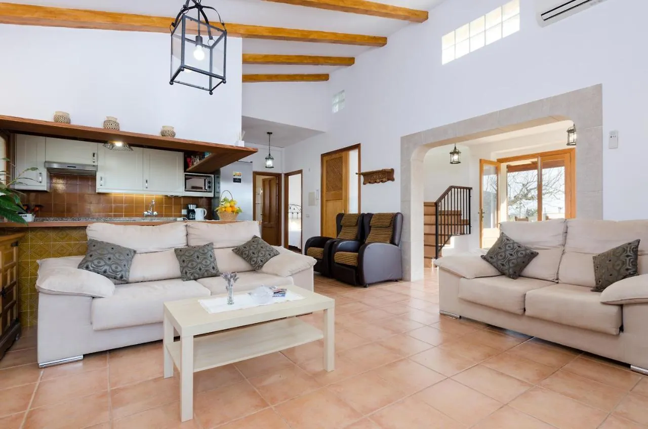 Yourhouse Son Sant Joan 알라로