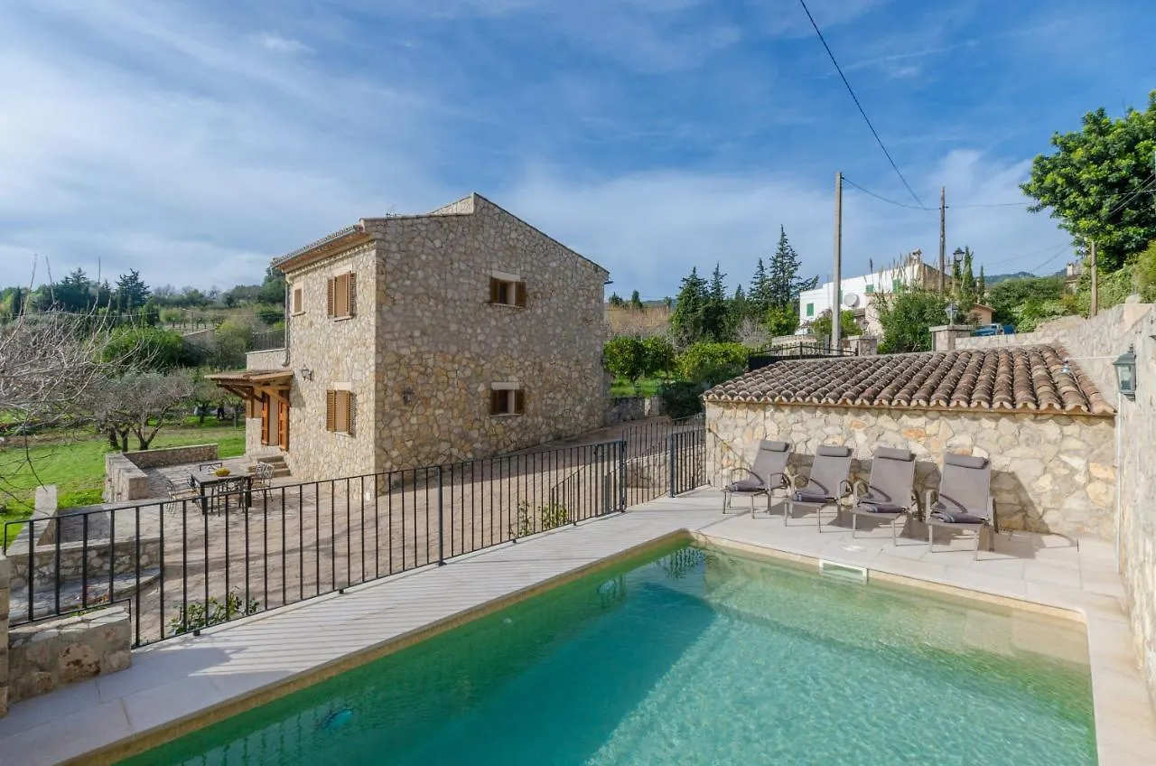 Yourhouse Son Sant Joan 알라로